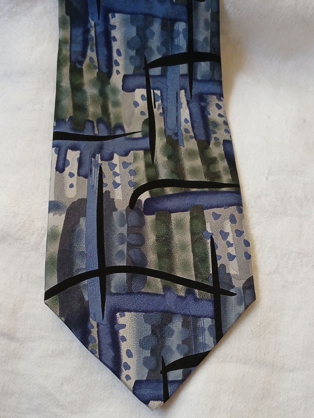 J. Garcia Collection Fourteen 100% Silk Blue Green Necktie 1996